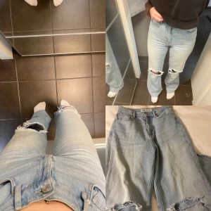 Jeans - Super snygga raka wide jeans med hål vid knäna, storlek Xs men sitter som S. 
