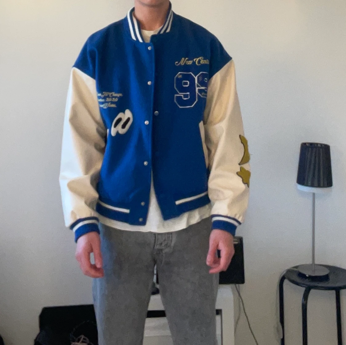 Varsity Jacka blå