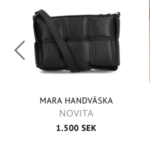 Helt ny  - En helt ny novita handväska har aldrig Använt den kan byta/sälja ❤️❤️❤️pris kan jag ändra 