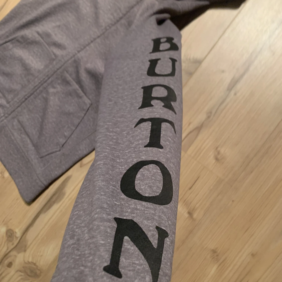 Grå Burton zip hoodie  - 91