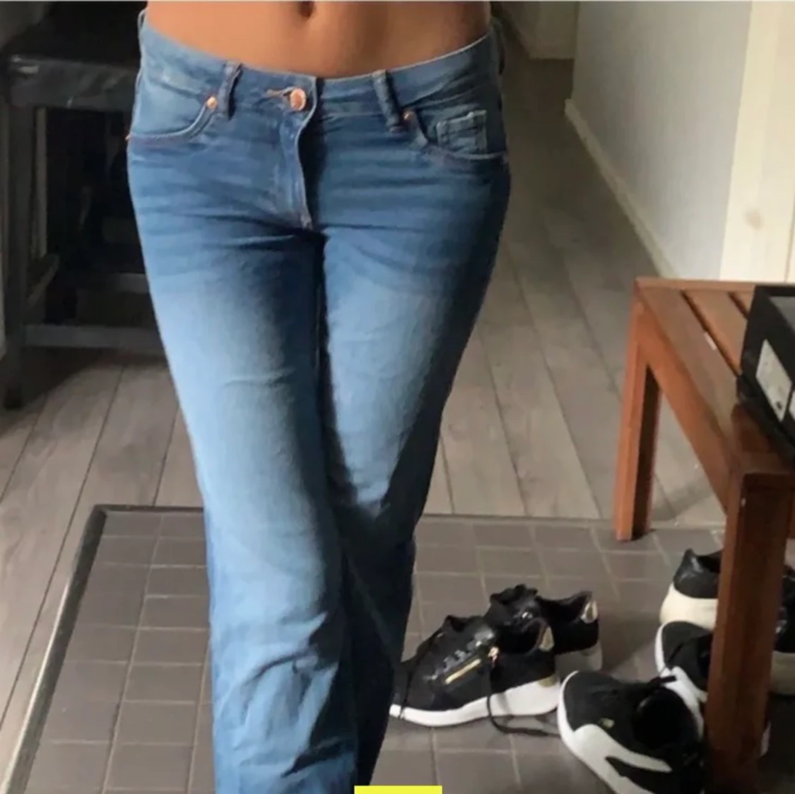 Lågmidjade bootcat jeans