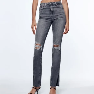 Zara jeans - Säljer nu dessa jeans då de inte längre kommer till användning. 