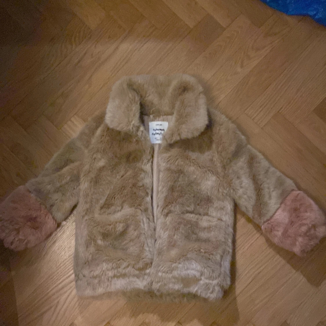 Zara pälsjacka