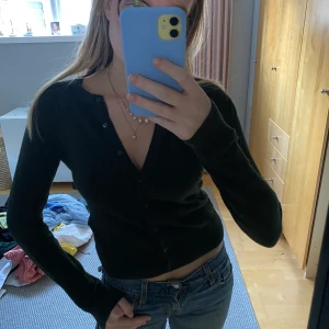 Grön kofta - Snygg kofta som tyvärr är för liten för mig 