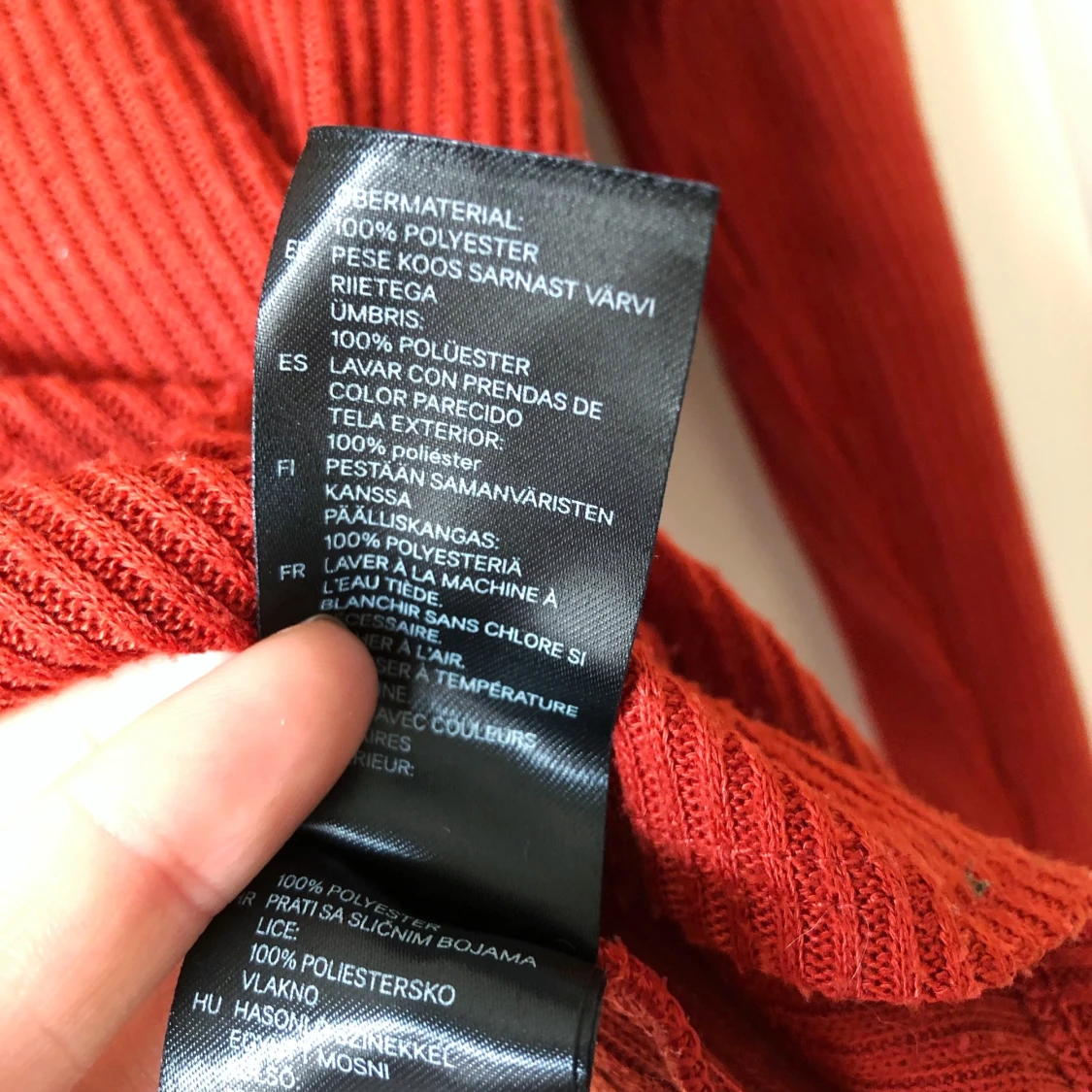 Polotröja / H&M / Röd / Strl 36 - 91