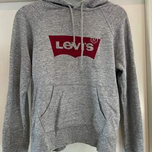 hoodie från Levis