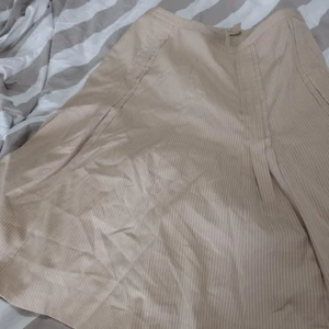 Kläder  - Storlek s till m och en XL 