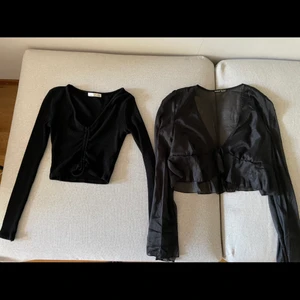 Båda för 180 kr! - Säljer de två tillsammans. I väldigt bra skick och är i storlek M. Finns att hämta i Järfälla och postar även. Köparen står för frakten (spårbar frakt 66kr)🌺