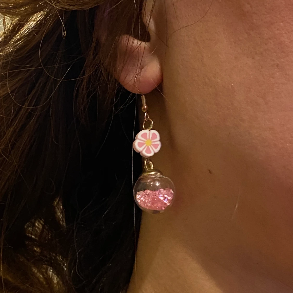 Baby rosa Blom-örhänge 🌸