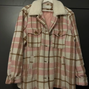 Jacka  - Varmare jacka storlek 44 