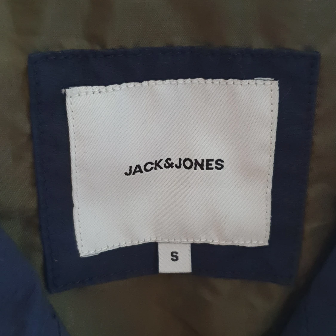 Skön vårjacka i väldigt bra skick - 91