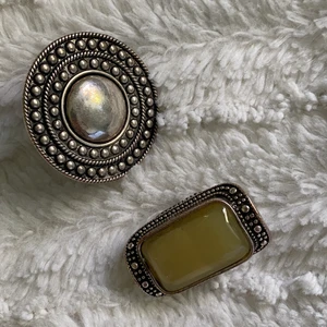 Stora Ringar  - Jättecoola ringar. 1 för 25 eller 2 för 40. Köpare står för frakt.