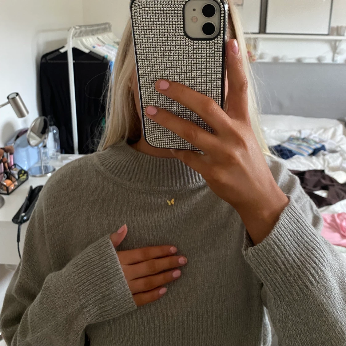 Grå stickad tröja - 90