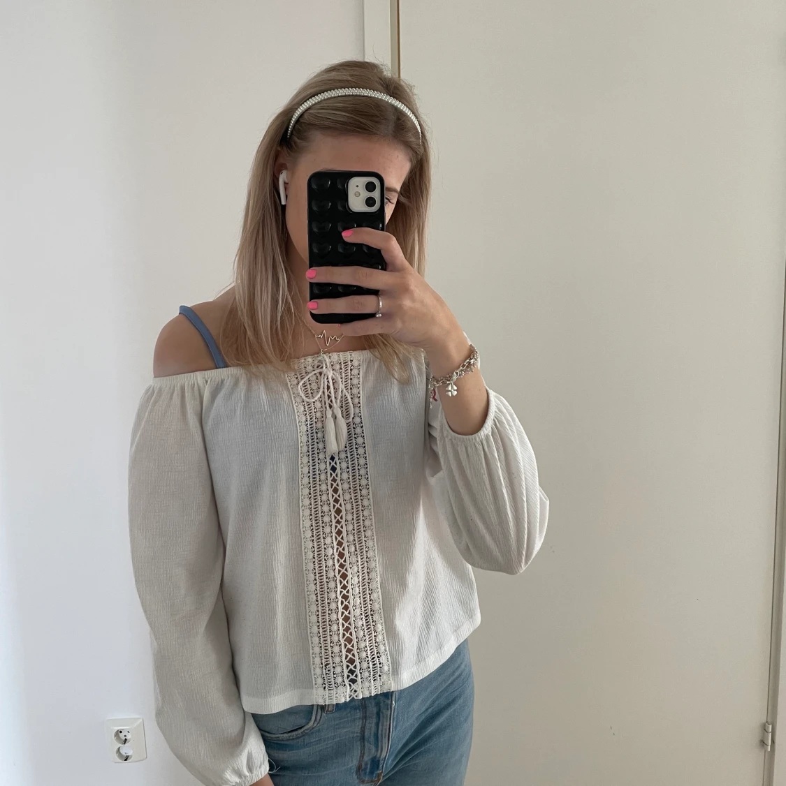 HM off shoulder strl S