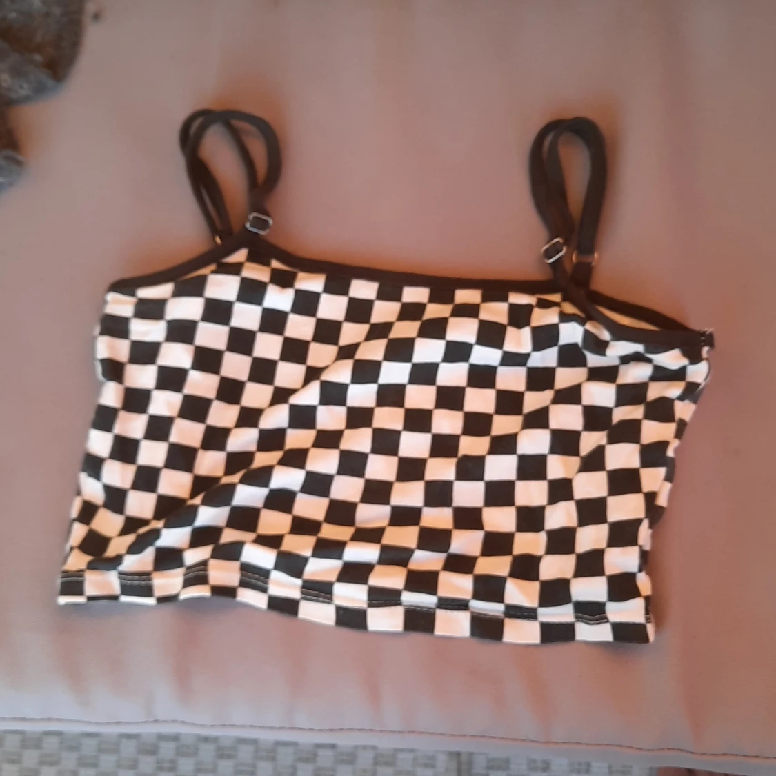 Chackrutig magtröja