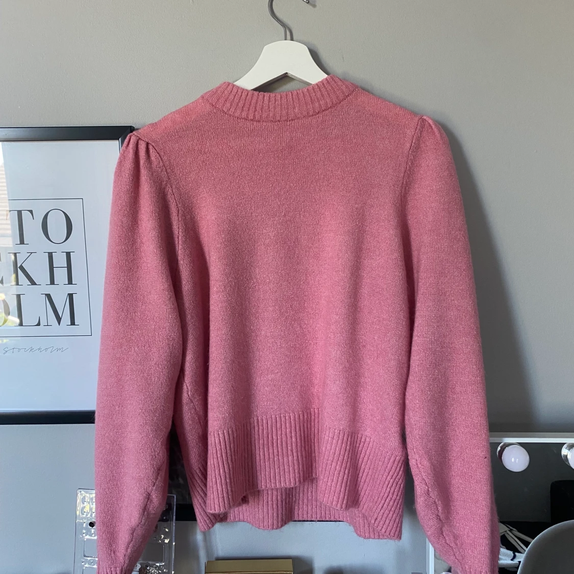 Rosa stickad tröja