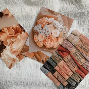 Dekoration  - Posters i bra skick och material. Har flera alternativ av posters. Skicka till mig ifall du är intresserad eller vill se fler bilder eller bilderna på dem andra bilderna 