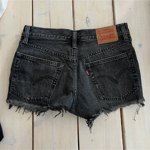 Levis shorts  - Lägger ut igen pågrund av oseriösa köpare. Knappt använda, passar en XS/S storlek W24
