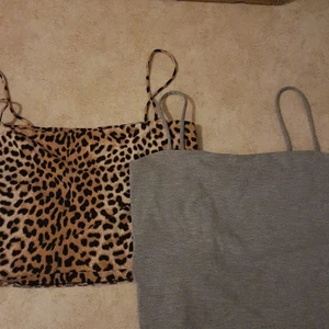 Tröja - Två jätte fina linnen ett leopard mönstrad och en grå. 1 för 30kr   båda för 45kr