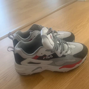 FILA skor  - Chunky sneakers från FILA. Bra skick. Strl 38,5. Köpta i New York. 
