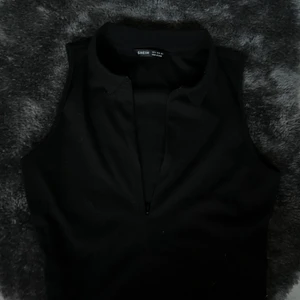 Topp - Topp med dragkedja aldrig använd.