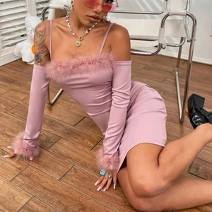 Klänning - Snygg klänning, köpt för en tema fest men blev aldrig använd. Köpare står för frakt 🌸