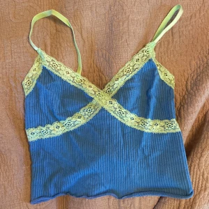 Urban outfitters linne S - Aldrig använt, stl S