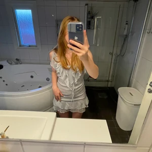 Sötaste klänningen!! - En supercool grå klänning stl S⚡️⚡️