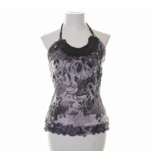 Halterneck linne - Köpte detta super snygga linne här på Plick för ett tag sedan. Säljer då det inte riktigt är min stil. Som nytt!