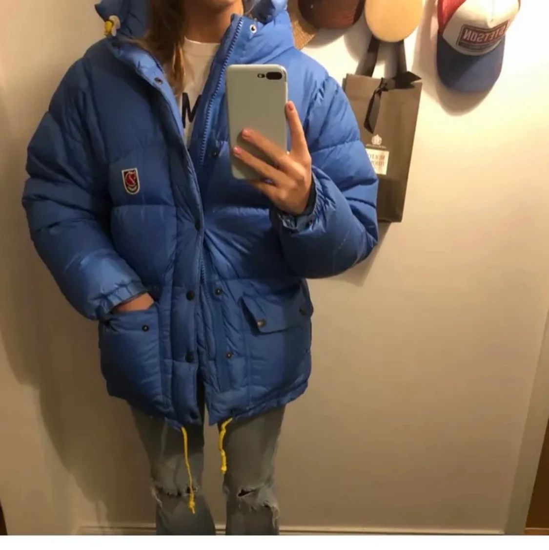 Fjällräven jacka ljusblå  - 90