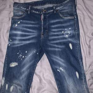 Hej jag säljer mina ds2 jeans som inte kommer till användo längre storlek S-M  Hör av er om ni skulla ha några frågor 