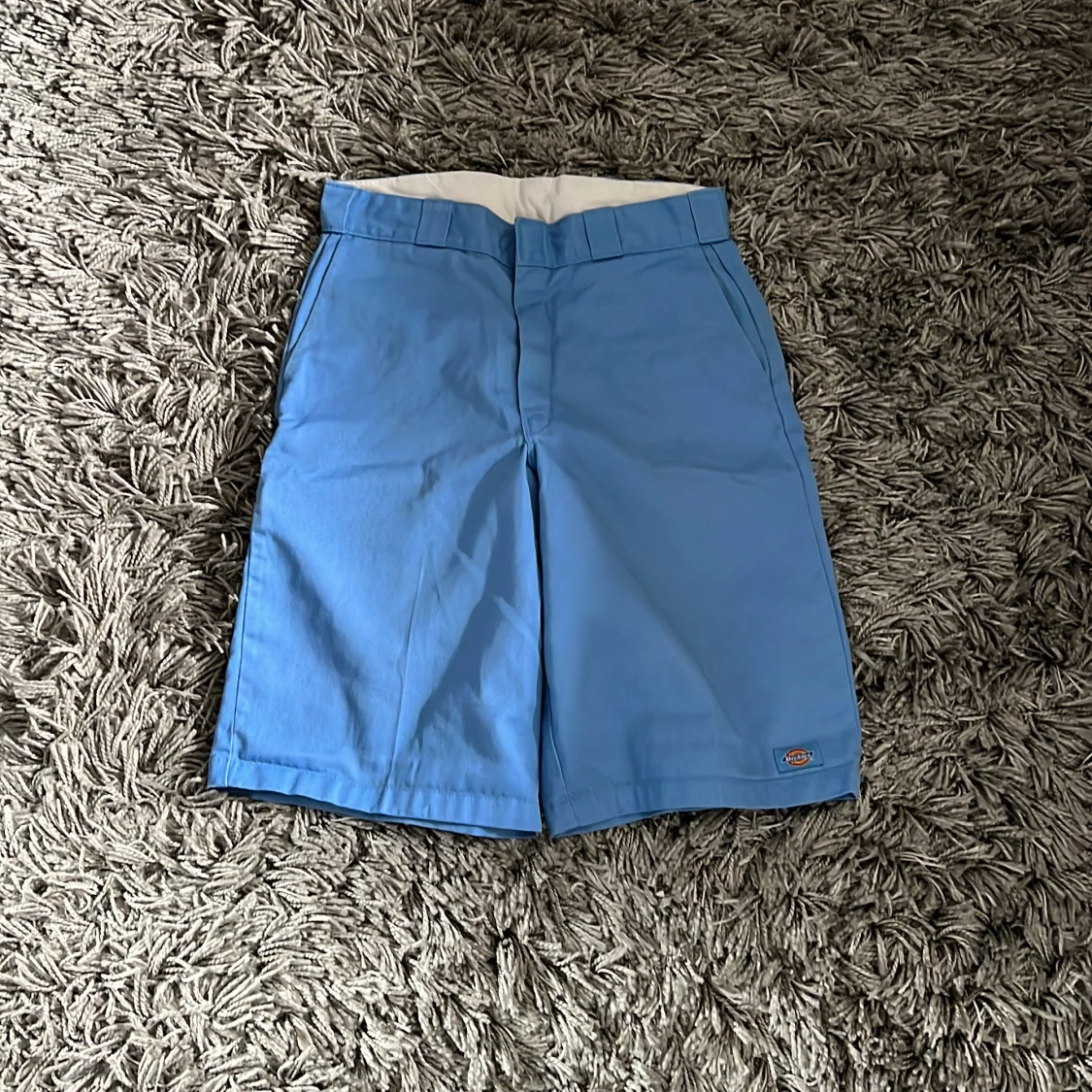 Blåa dickies shorts 