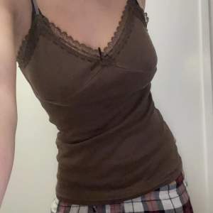 skitgulligt linne som hade vart jättefint på om jag hade lite mindre boobs 🤐 