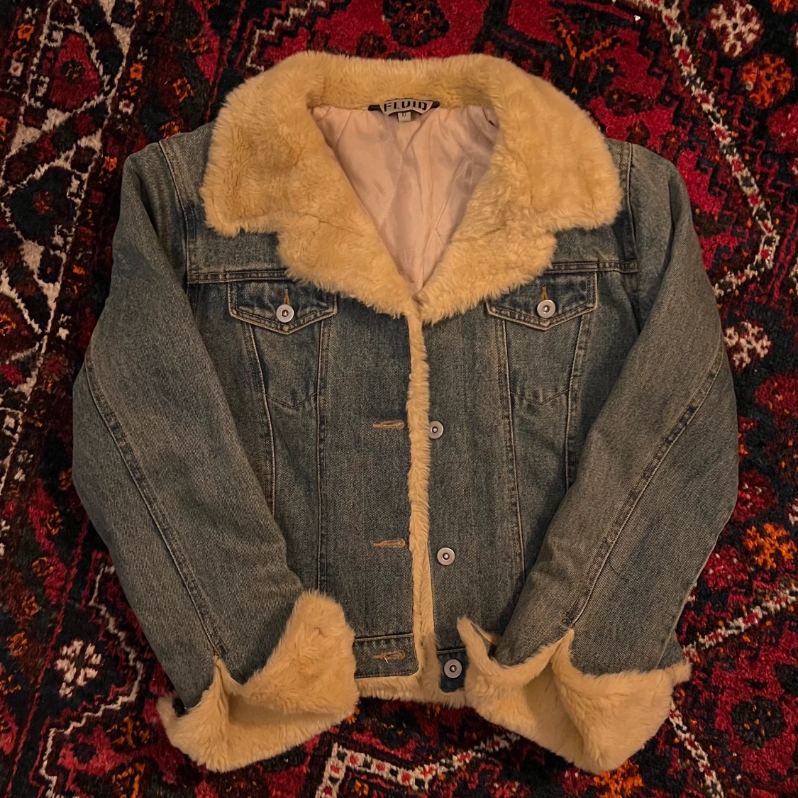 Jeansjacka med pälskrage