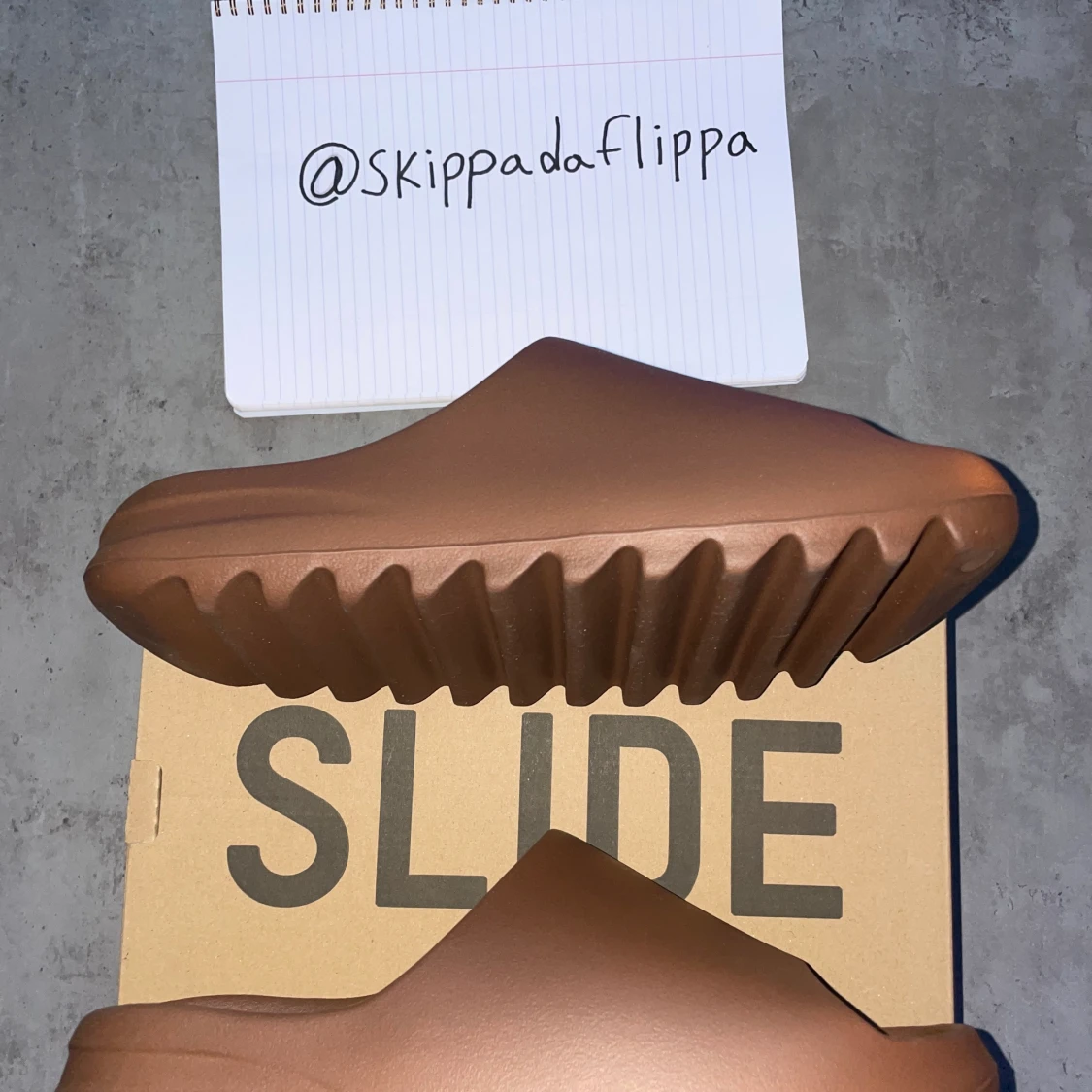 YEEZY SLIDE FLAX