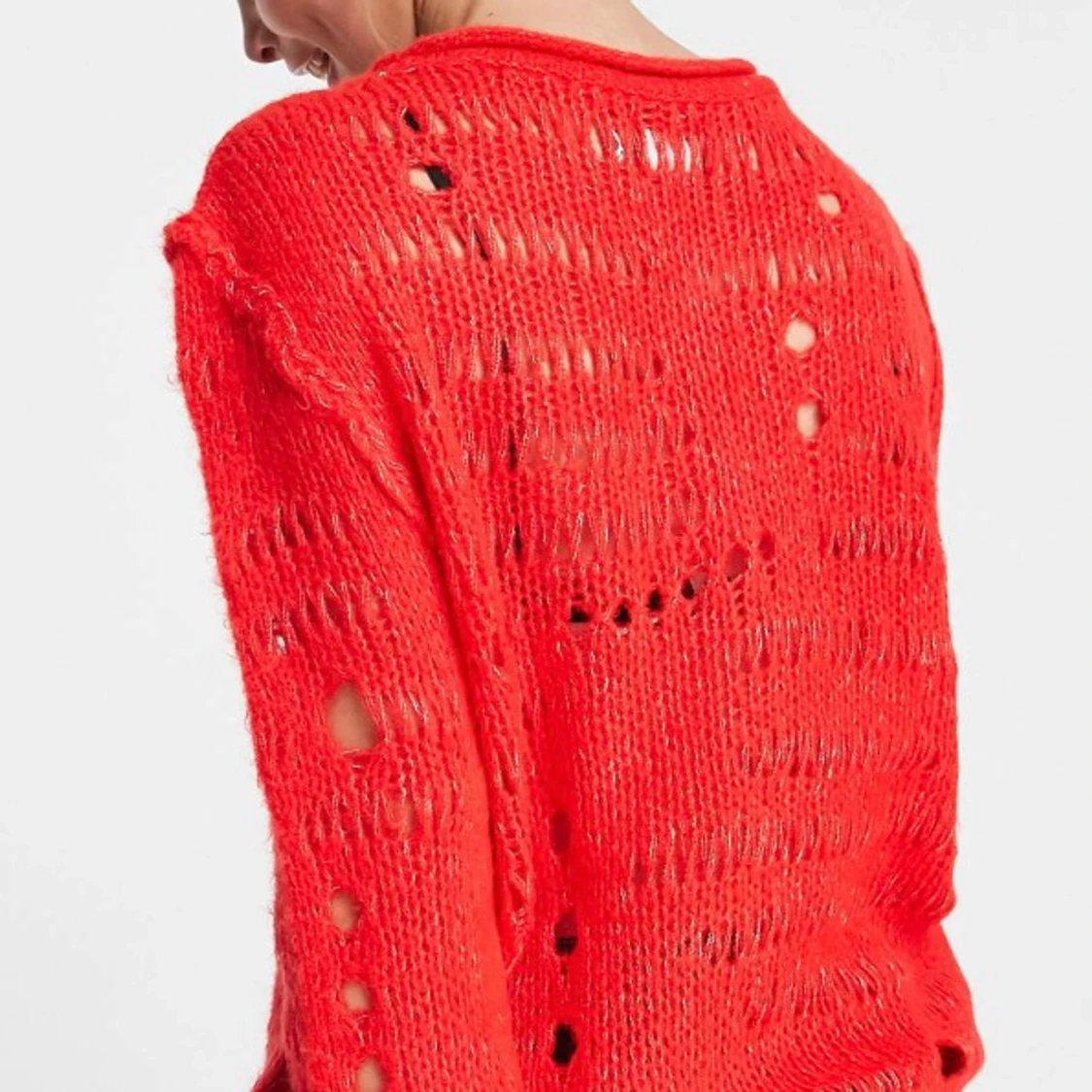 Röd hålig tröja - 90