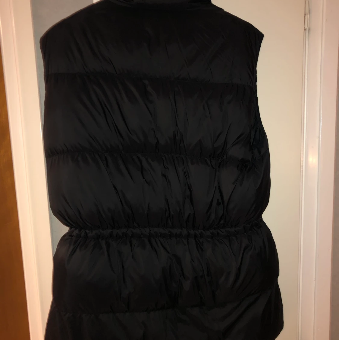 Stronger väst väldigt populär och snygg stl S  - 91