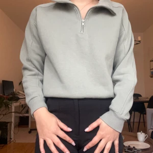 Grön, varm tröja från lager 157 - Fint skick, välanvänd