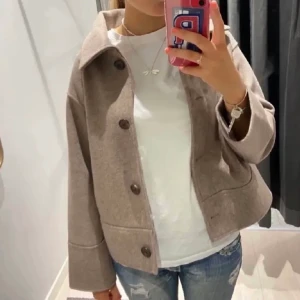 Kappahl jacka  - Super fin jacka från Kappahl i XS, en av mina favoriter💗 600 plus frakten :) 