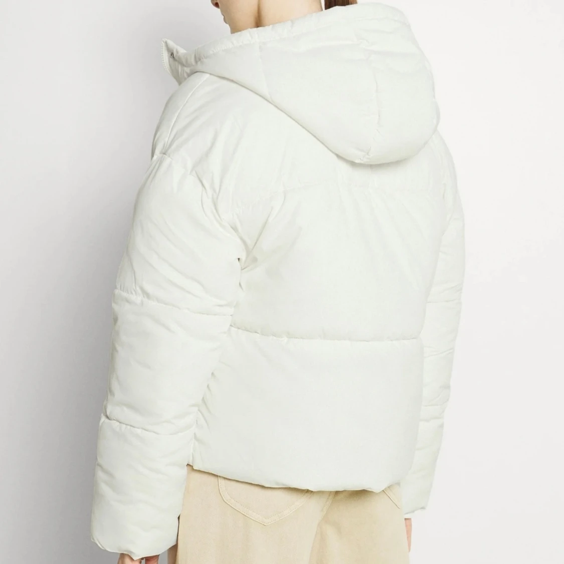 White puffer jacket - 90