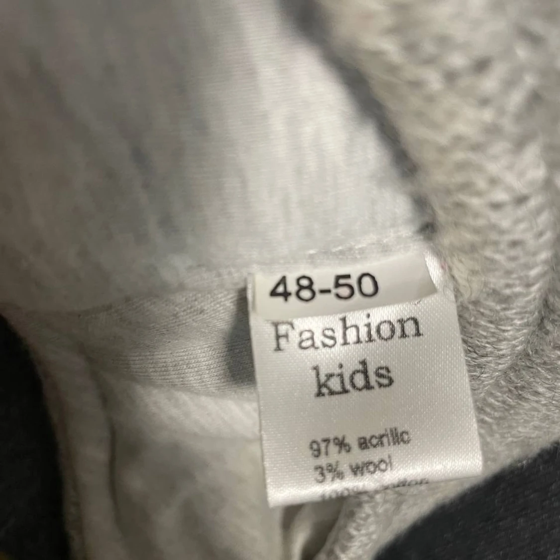 Vinter overoll och en mössa  - 91