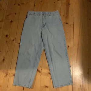 Polar skate Big boy - Big boys i work pant modell. Strl XL, sitter som L. Säljer då dom är för korta för mig. Sparsamt använda. BVSA