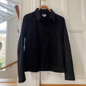 Overshirt Weekday - Svart overshirt