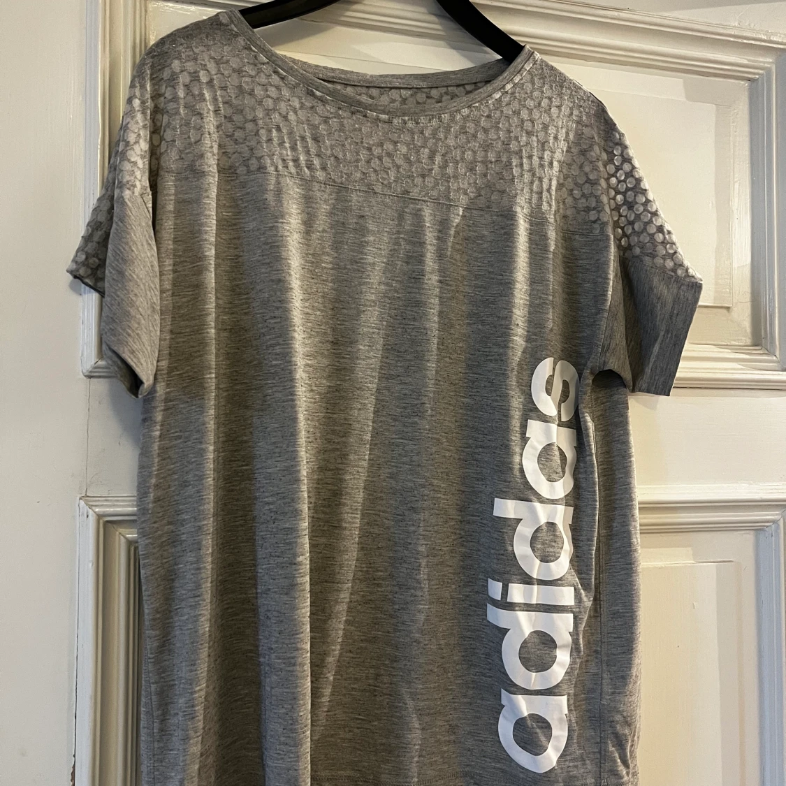 Fin adidas tshirt 