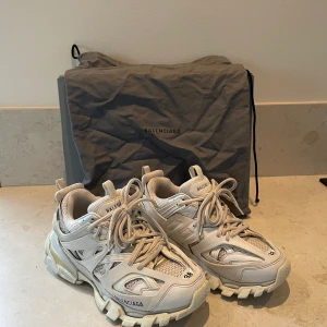 Balenciaga - Fina Balenciaga Track 2 i strl.38