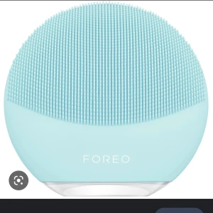 Foreo luna mini 3 - Endast använts enstaka gånger. Fint skick. Sladd+förvaringspåse följer med. Nypris ca 1700