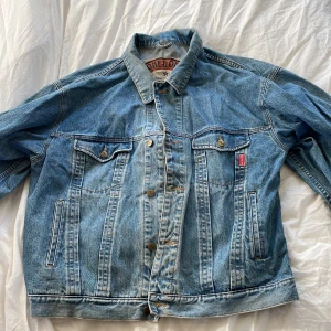 Jeansjacka - One&one jeansjacka. Fint men använt skick.