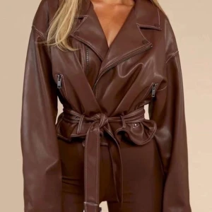 Brun skinnjacka - Ifrån Bianca ingrosso kollektion med Nelly. Knappt använd så super fint skick. 