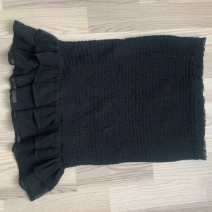 Kjol från bikbok - En helt oandvänd kjol ifrån bikbok💋