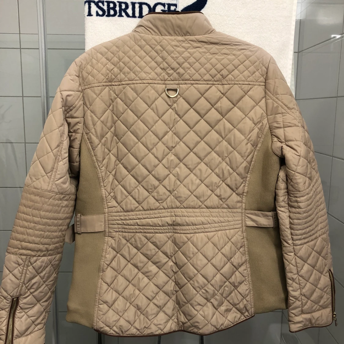 Helt ny jacka från HOLLIES STOCKHOLM - 91